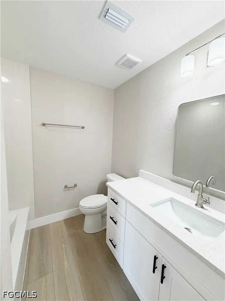 7057 Brazil Circle Labelle FL 33935