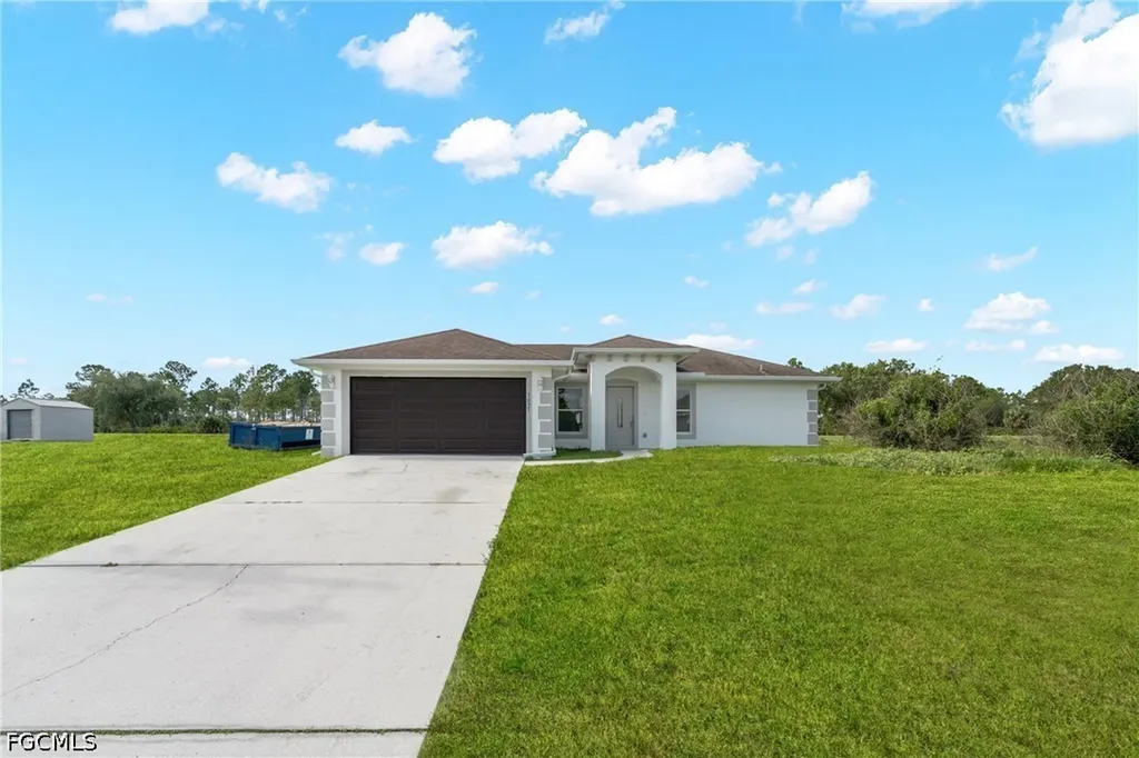 7057 Brazil Circle Labelle FL 33935