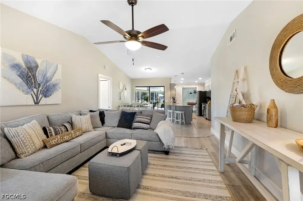 801 SW 52nd Street Cape Coral FL 33914