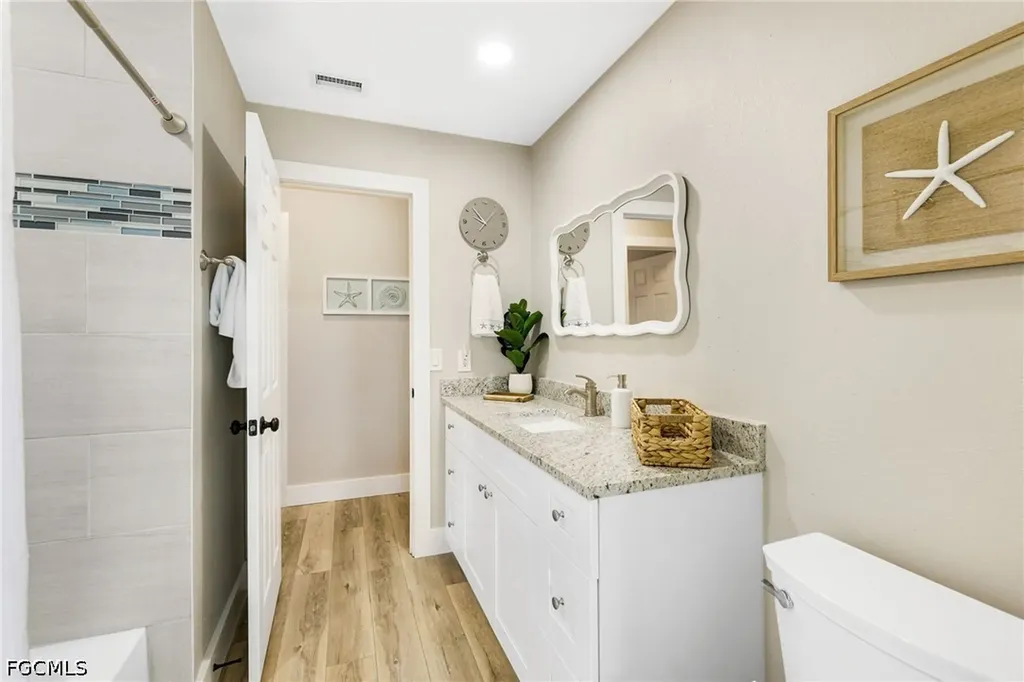 801 SW 52nd Street Cape Coral FL 33914