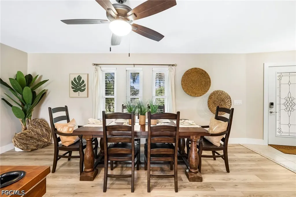 801 SW 52nd Street Cape Coral FL 33914