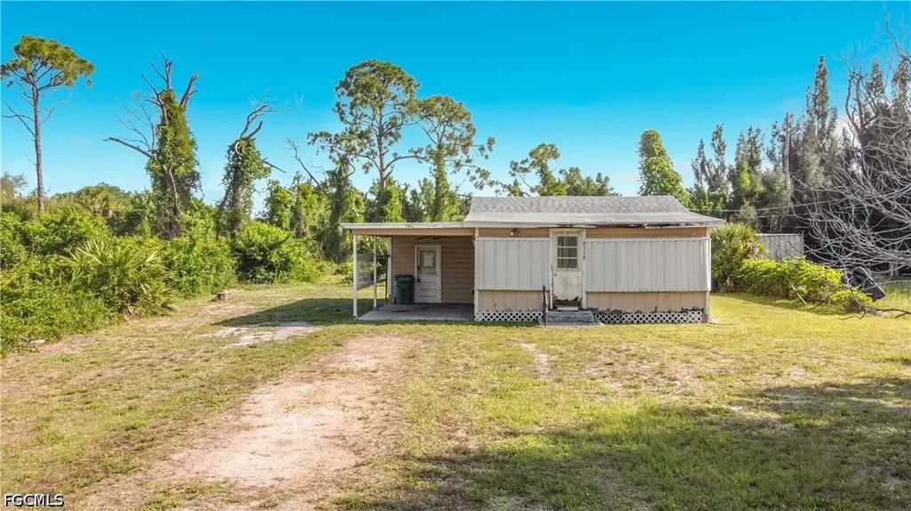 8318 Roosevelt Street Englewood FL 34224