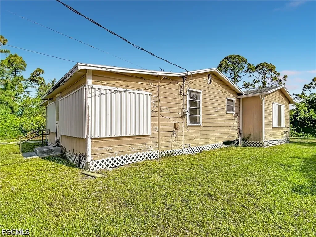 8318 Roosevelt Street Englewood FL 34224