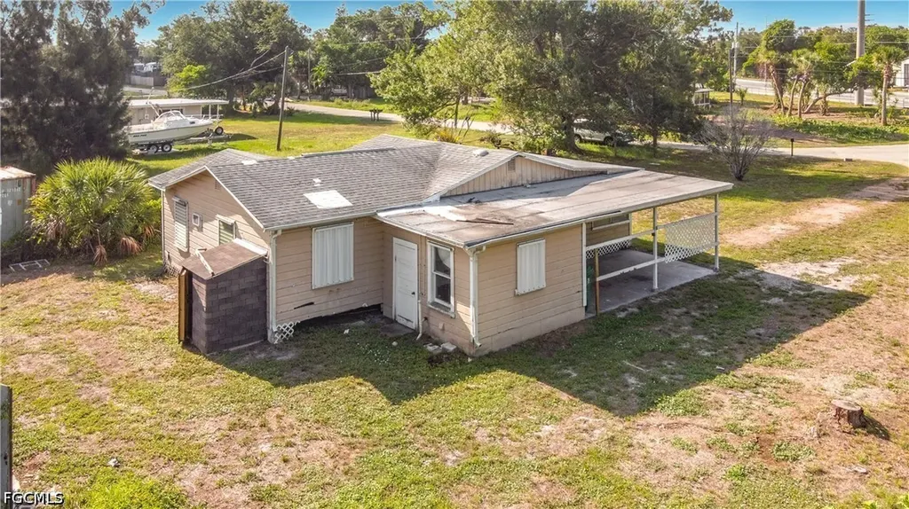 8318 Roosevelt Street Englewood FL 34224
