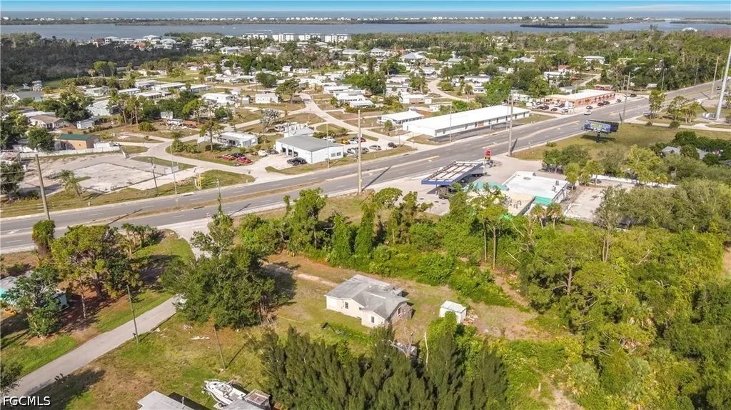8318 Roosevelt Street Englewood FL 34224
