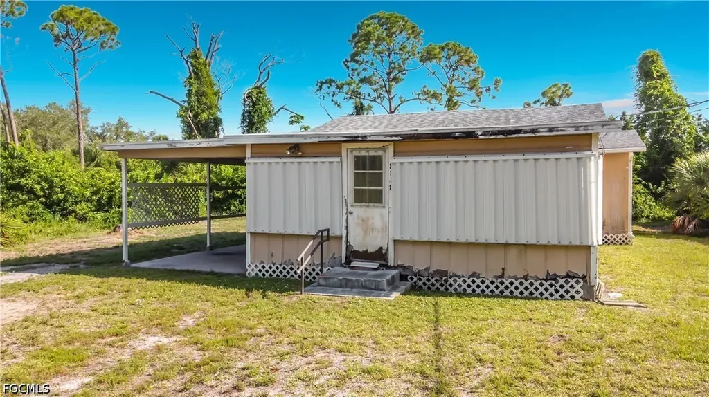 8318 Roosevelt Street Englewood FL 34224