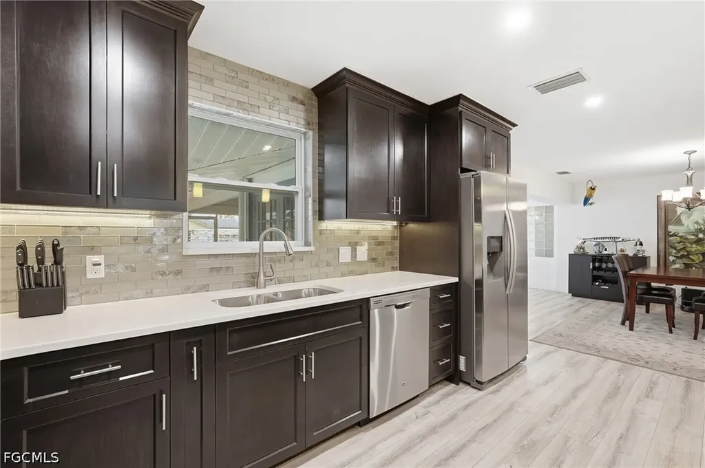 2045 SE 28th Street Cape Coral FL 33904