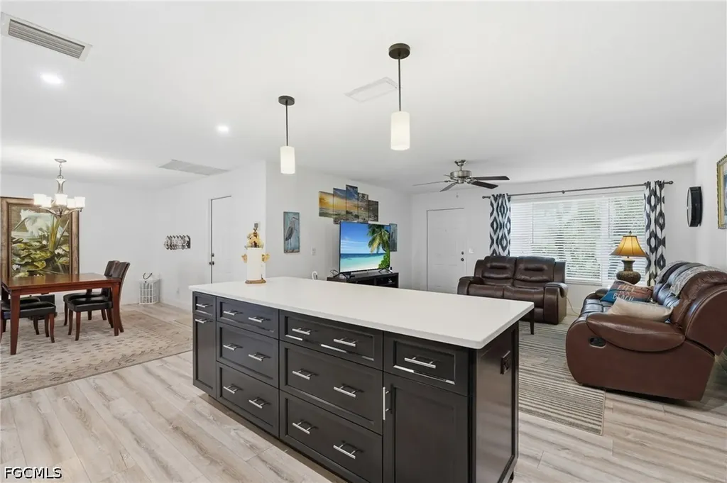 2045 SE 28th Street Cape Coral FL 33904