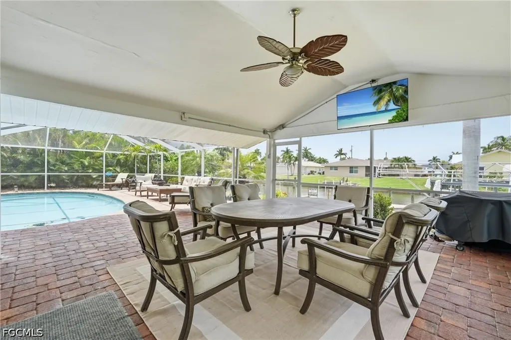 2045 SE 28th Street Cape Coral FL 33904