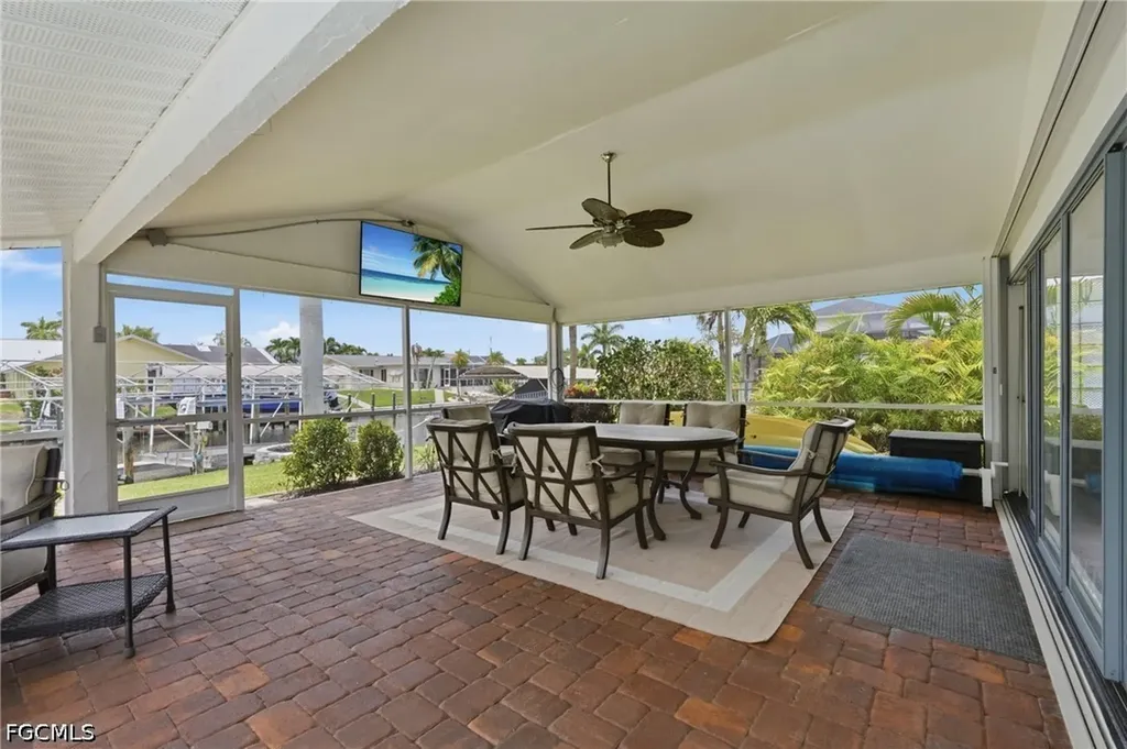 2045 SE 28th Street Cape Coral FL 33904