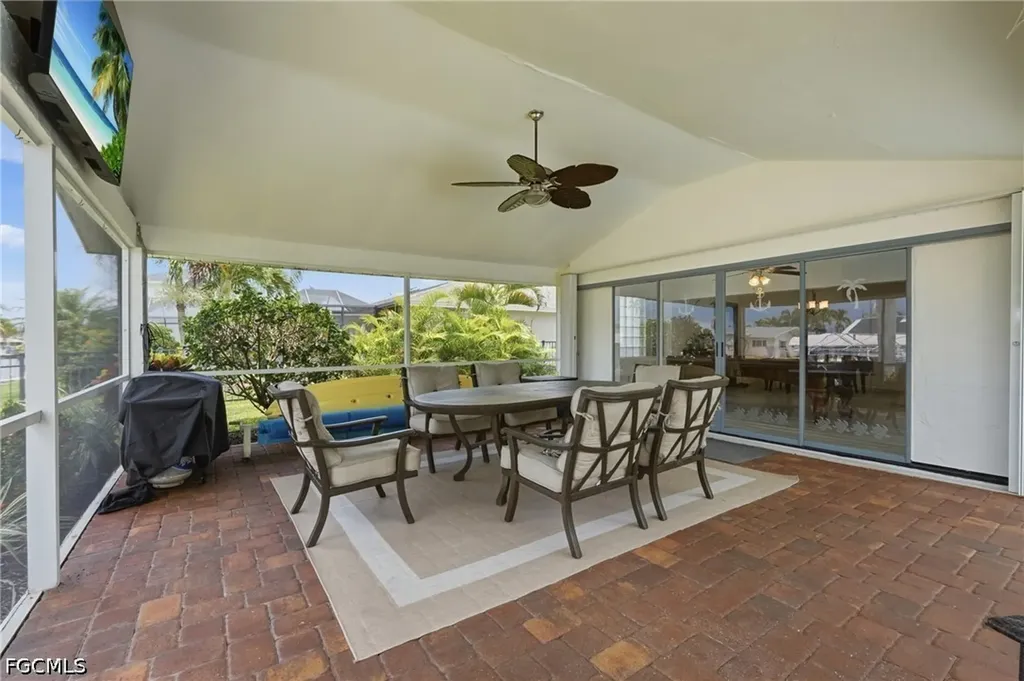 2045 SE 28th Street Cape Coral FL 33904