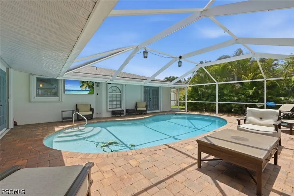 2045 SE 28th Street Cape Coral FL 33904