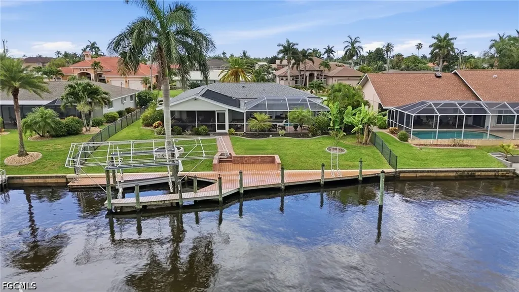 2045 SE 28th Street Cape Coral FL 33904