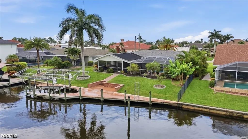 2045 SE 28th Street Cape Coral FL 33904