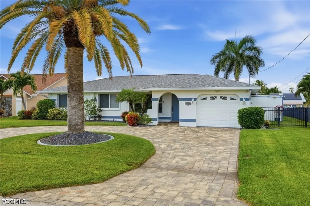 2045 SE 28th Street Cape Coral FL 33904