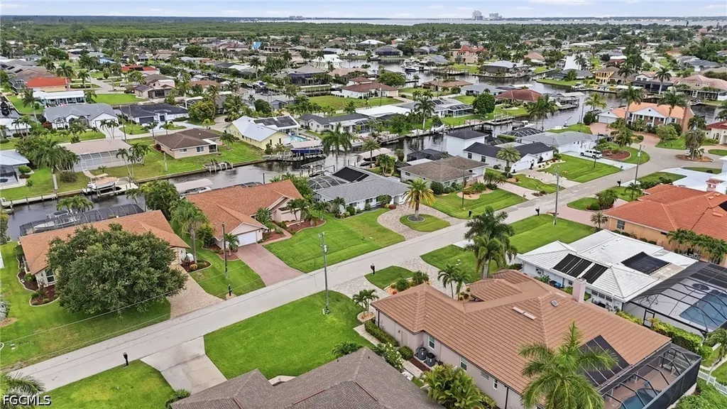 2045 SE 28th Street Cape Coral FL 33904