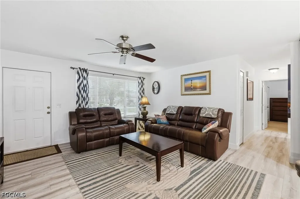 2045 SE 28th Street Cape Coral FL 33904