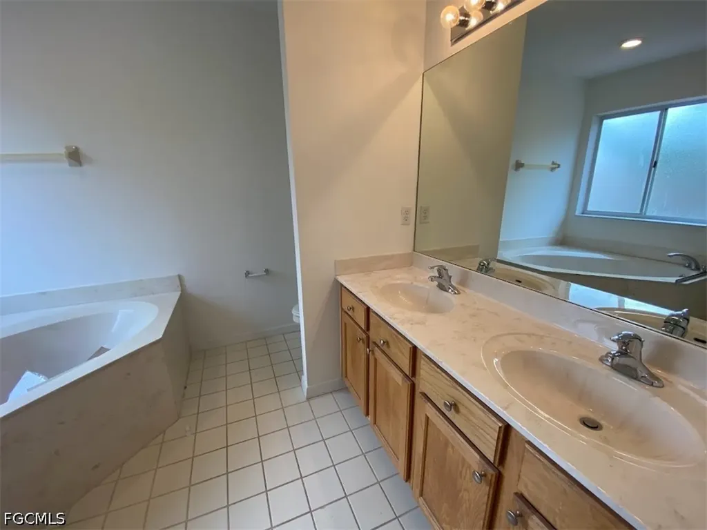 9634 Roundstone Circle Fort Myers FL 33967