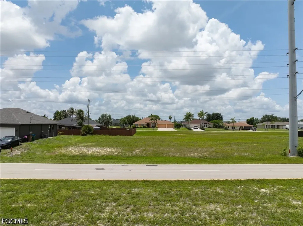 418 Kismet Parkway E Cape Coral FL 33909