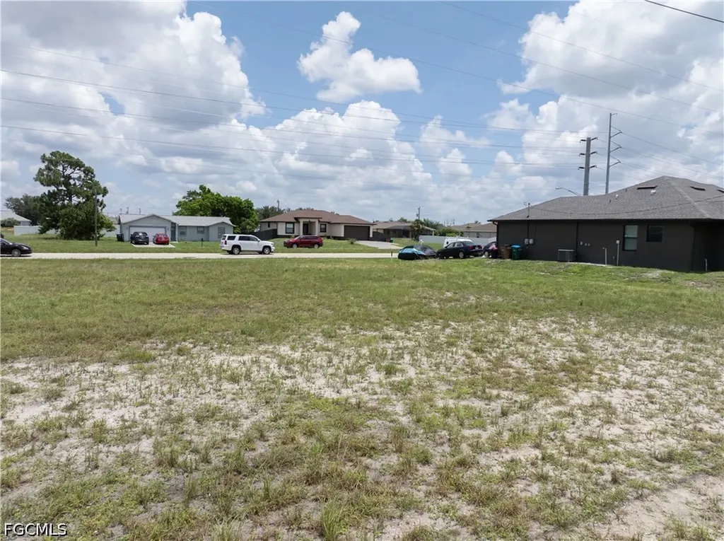 418 Kismet Parkway E Cape Coral FL 33909