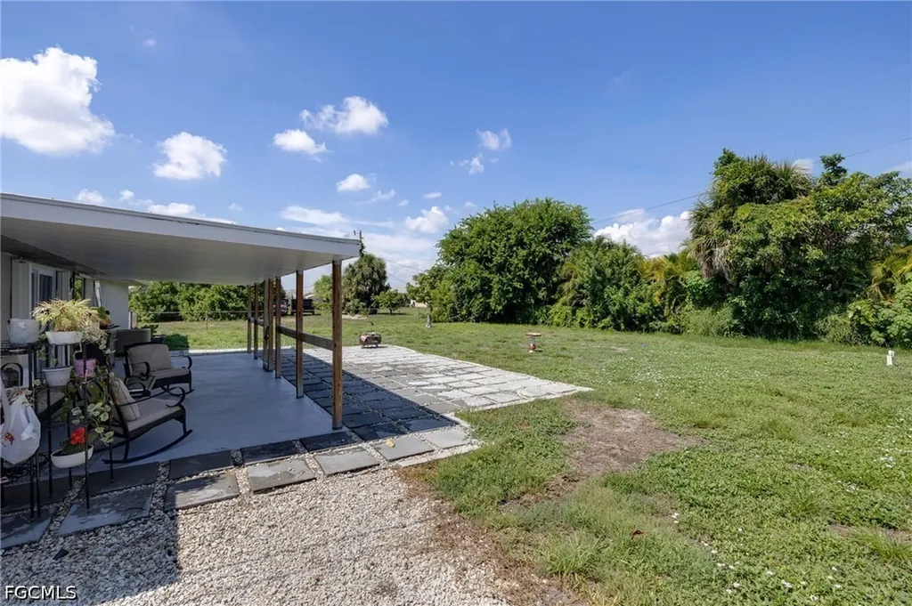 2204 NE 15th Place Cape Coral FL 33909