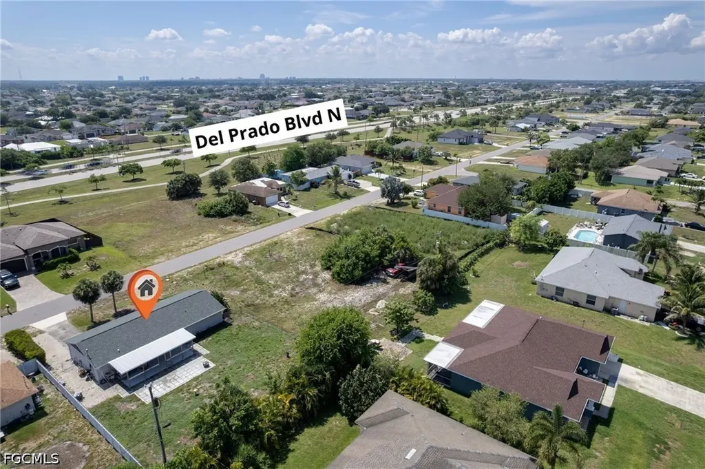 2204 NE 15th Place Cape Coral FL 33909