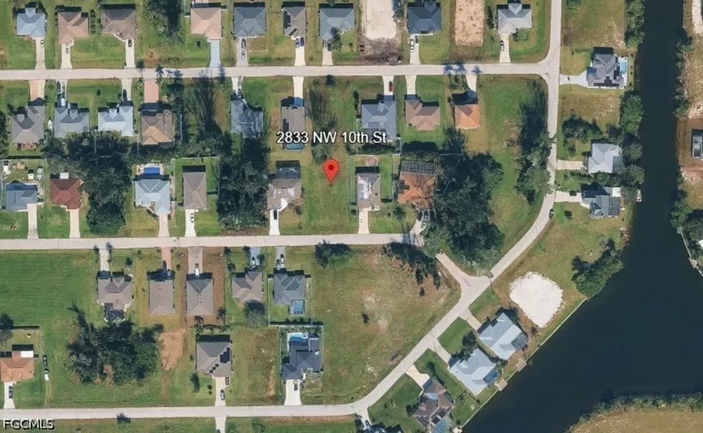 2833 NW 10th Street Cape Coral FL 33993