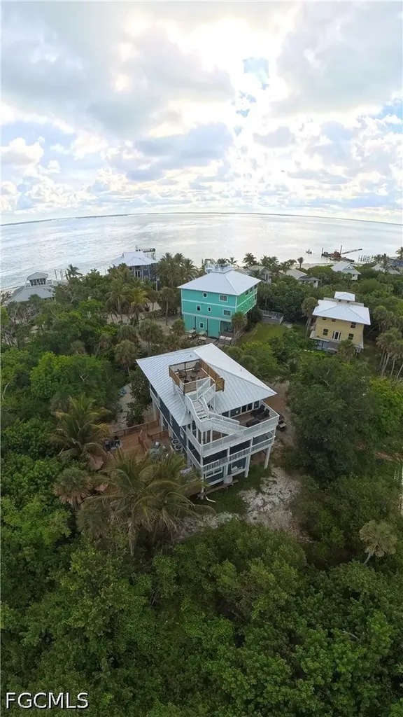 120 Swallow Drive Captiva FL 33924