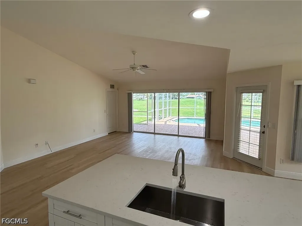 1402 SW 16th Terrace Cape Coral FL 33991
