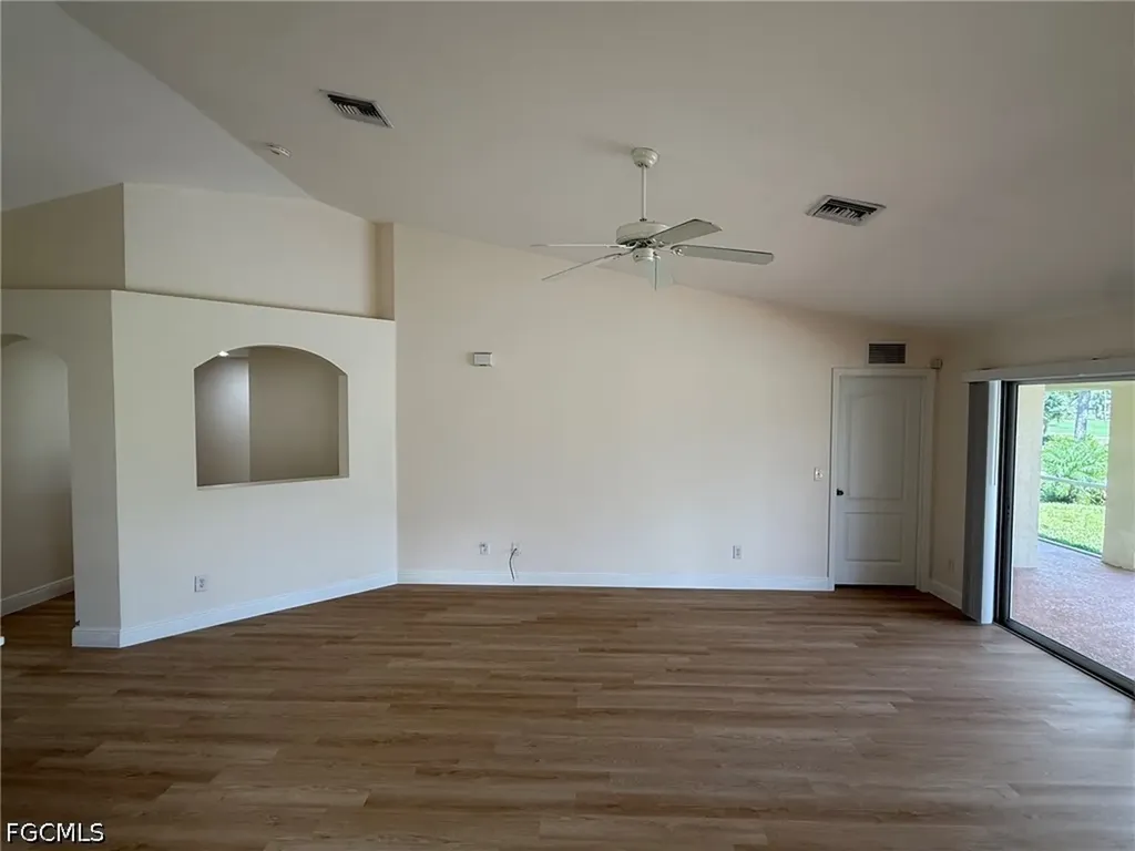 1402 SW 16th Terrace Cape Coral FL 33991
