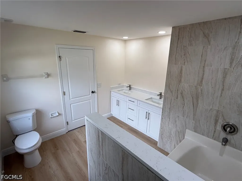 1402 SW 16th Terrace Cape Coral FL 33991