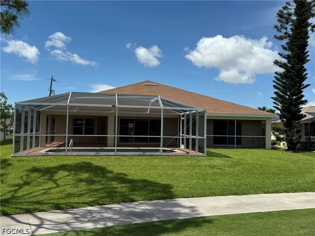 1402 SW 16th Terrace Cape Coral FL 33991