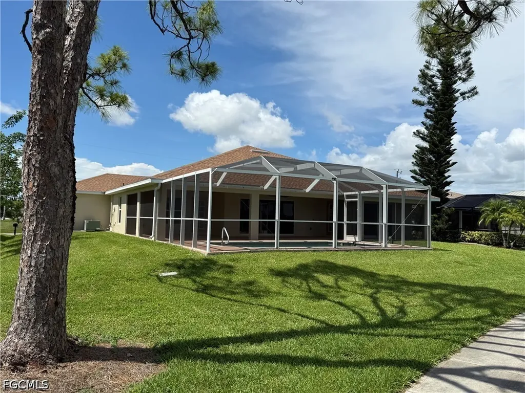 1402 SW 16th Terrace Cape Coral FL 33991