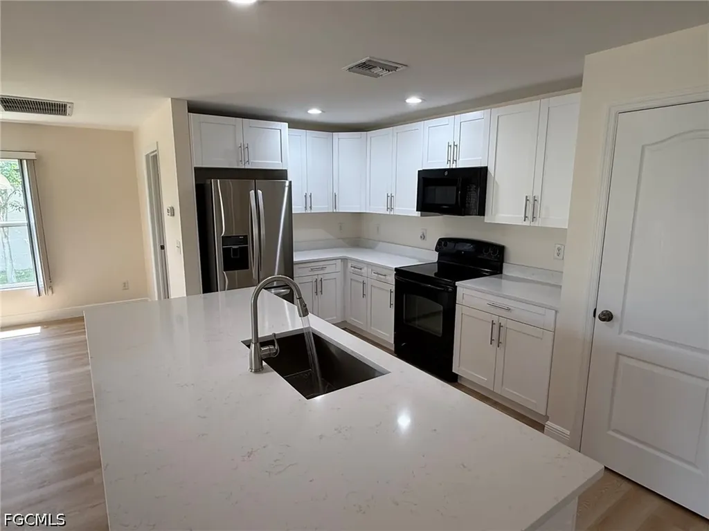 1402 SW 16th Terrace Cape Coral FL 33991