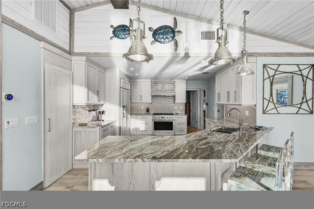 2823 8th Avenue St. James City FL 33956