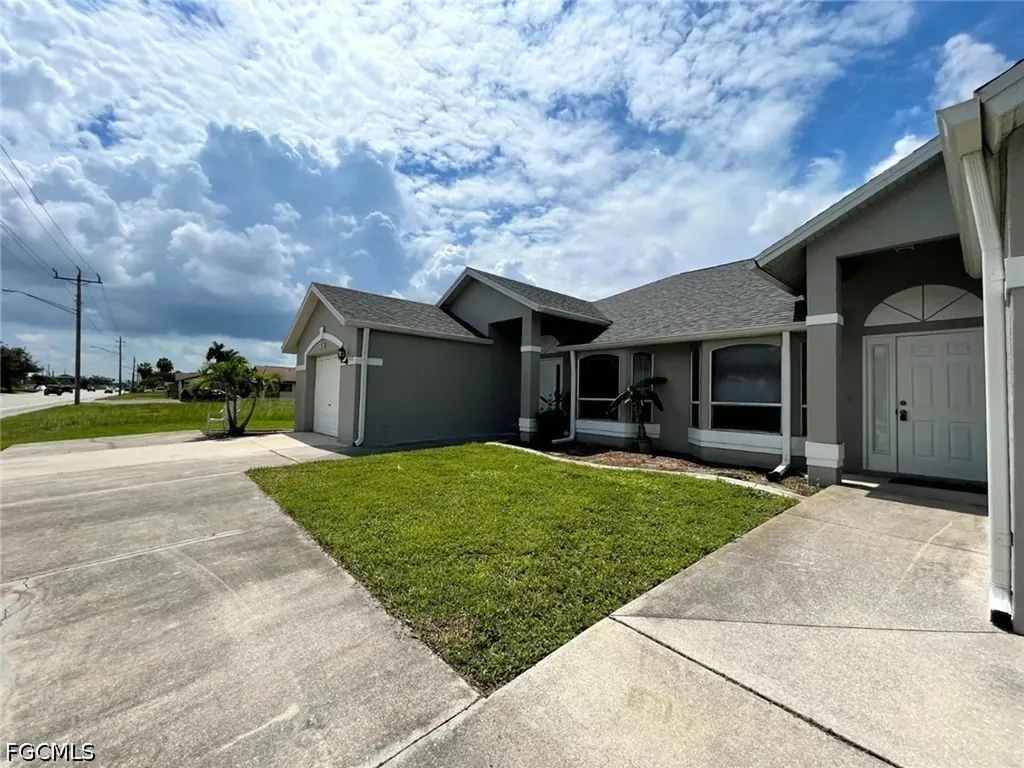 908 Cape Coral Parkway W Cape Coral FL 33914