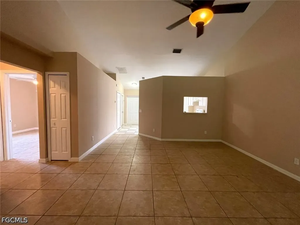 908 Cape Coral Parkway W Cape Coral FL 33914
