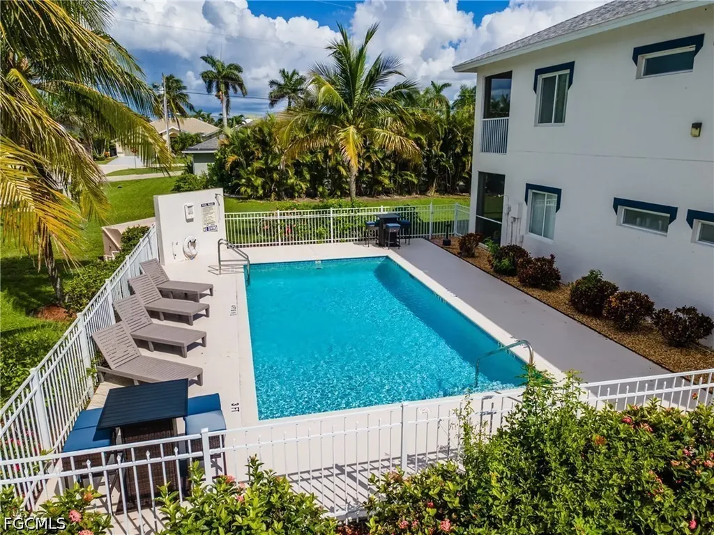 5612 Rose Garden Road Cape Coral FL 33914