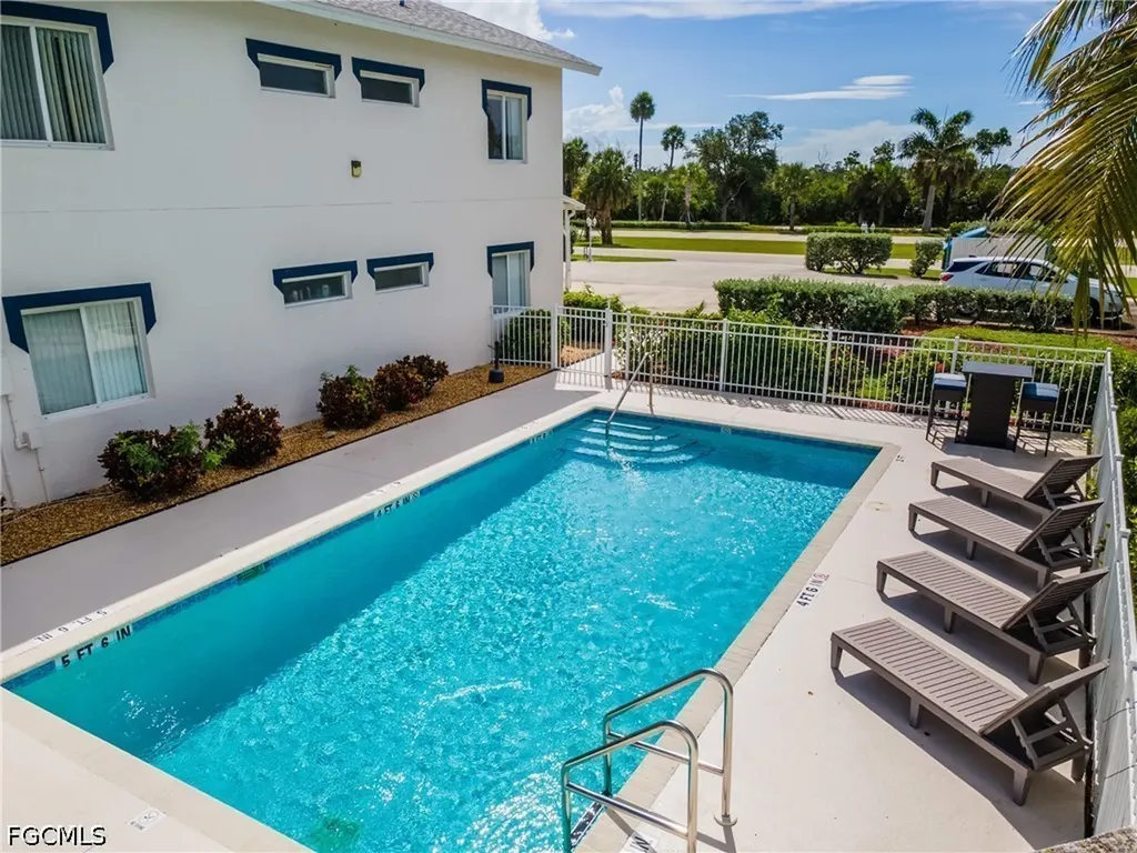 5612 Rose Garden Road Cape Coral FL 33914