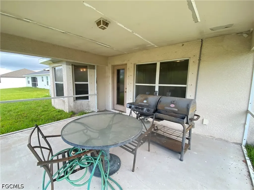 100 NW 28th Court Cape Coral FL 33993