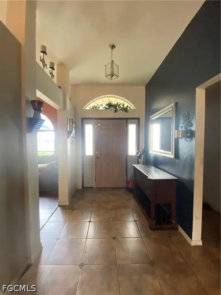 100 NW 28th Court Cape Coral FL 33993