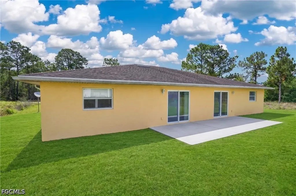 772/774 Holmes Avenue Lehigh Acres FL 33974