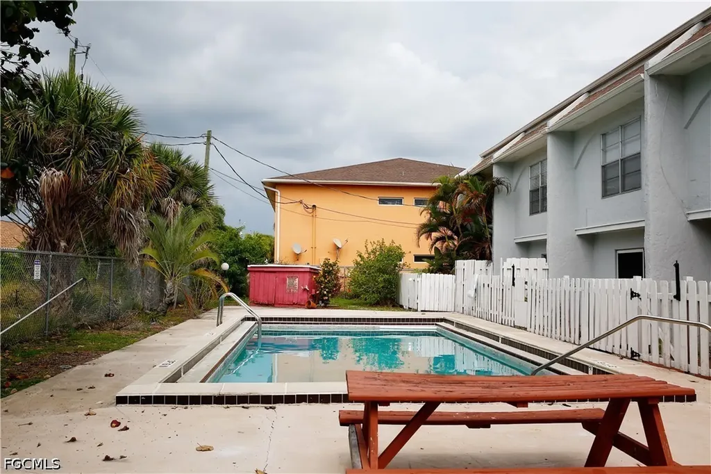 1123 SW 48th Terrace Cape Coral FL 33914