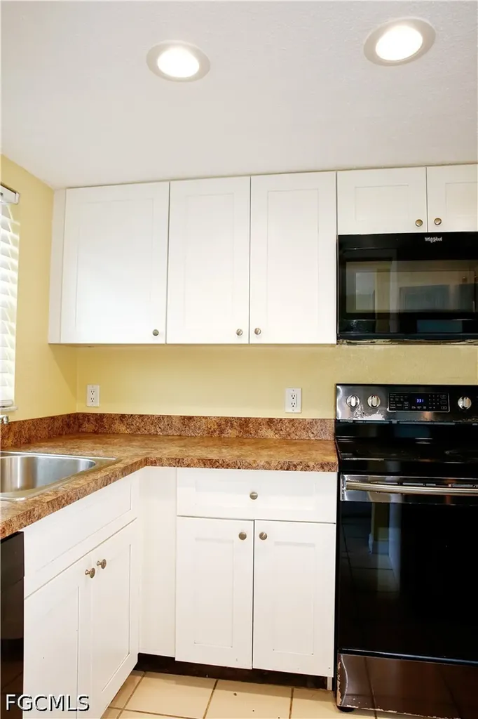 1123 SW 48th Terrace Cape Coral FL 33914