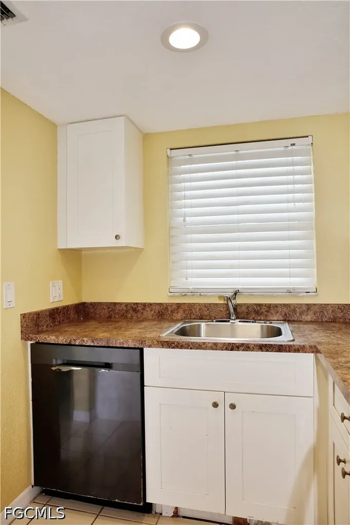 1123 SW 48th Terrace Cape Coral FL 33914