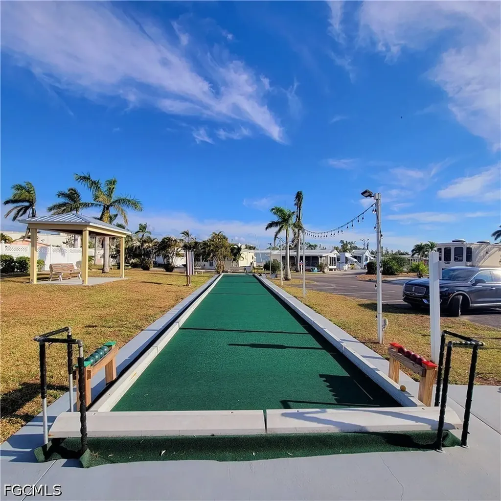 5650 Red Bird Lane Fort Myers FL 33908