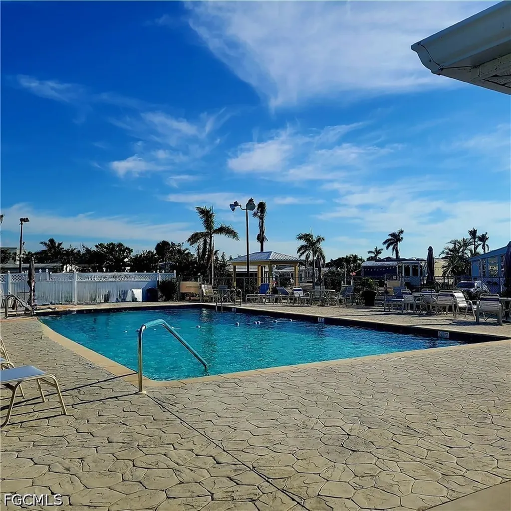 5650 Red Bird Lane Fort Myers FL 33908