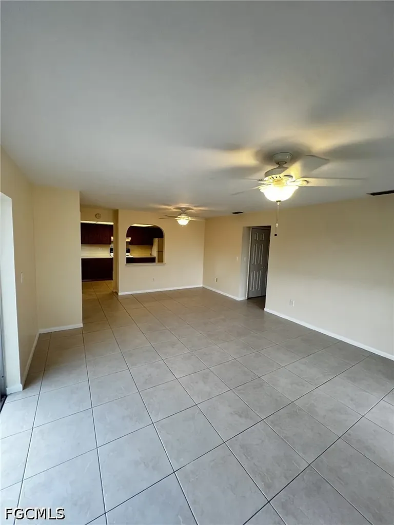 609 SE 23rd Place Cape Coral FL 33990