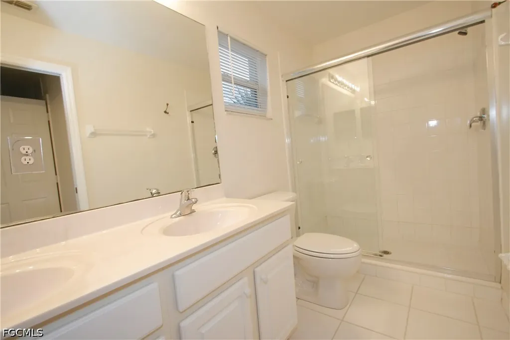 8293 Pacific Beach Drive Fort Myers FL 33966