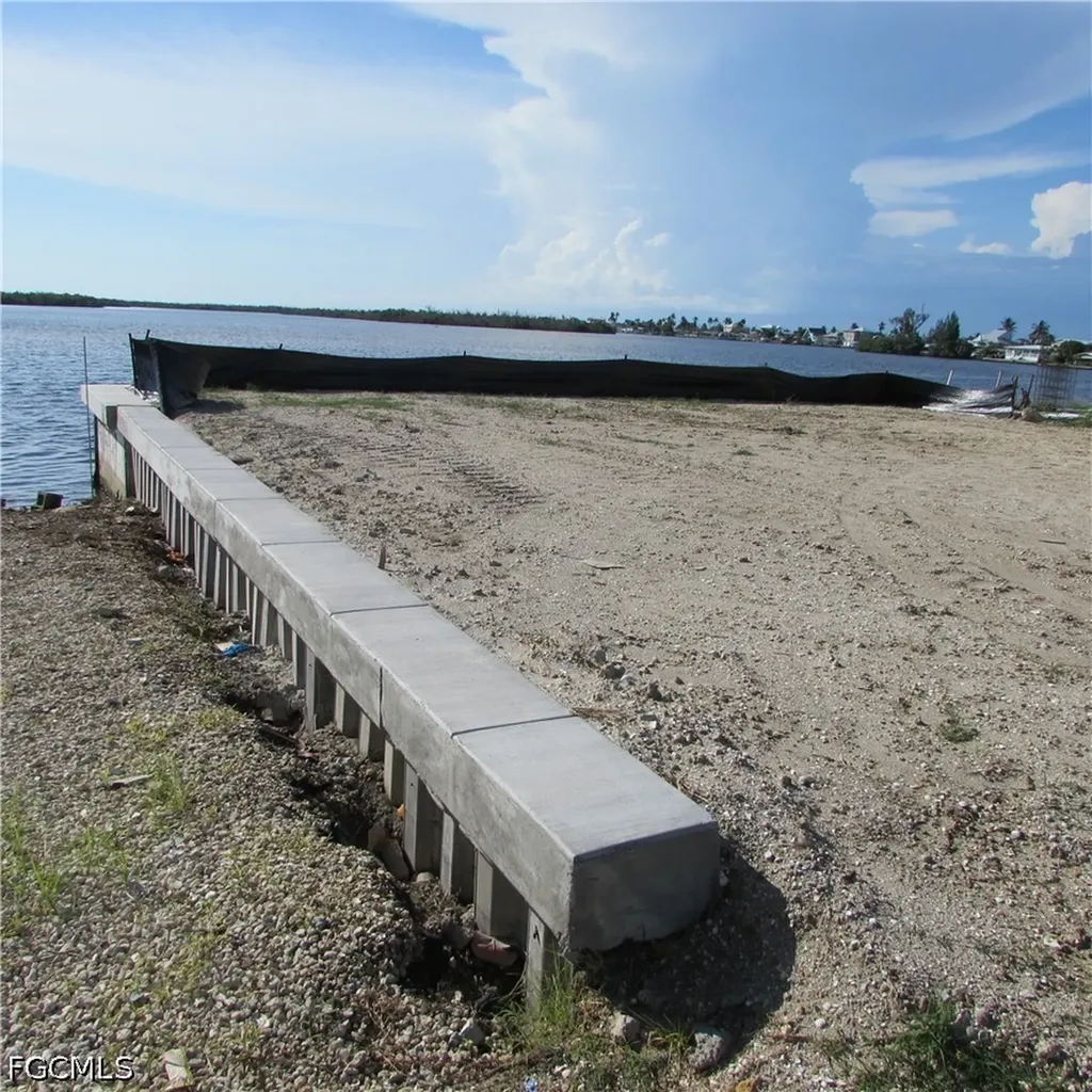 4748 Pine Island Road NW Matlacha FL 33993